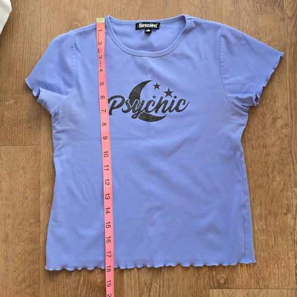 Dolls Kill Horoscopez Mind Reader Graphic Cropped Baby Tee Psychic Moon Glitter - Picture 8 of 10